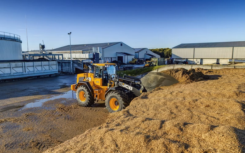 2026 JCB General Purpose Shovel - Image 2